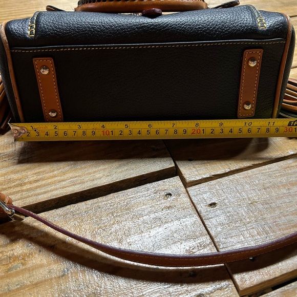 Dooney & Bourke purse and wallet - Picture 11 of 14